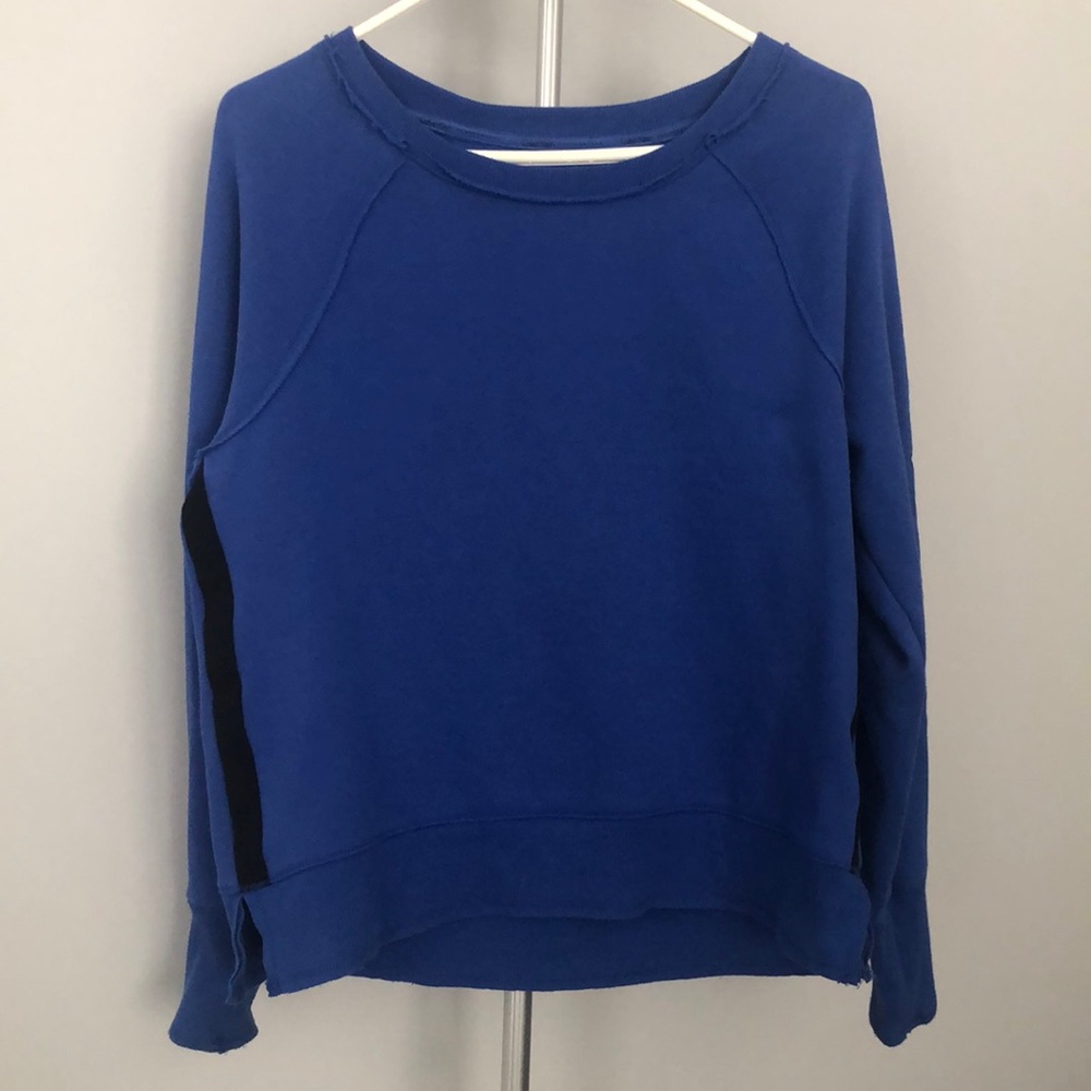 Calvin Klein Performance Sweatshirt in Royal Blue Size Medium